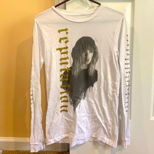 Taylor Swift long sleeve shirt from her reputation tour in 2018